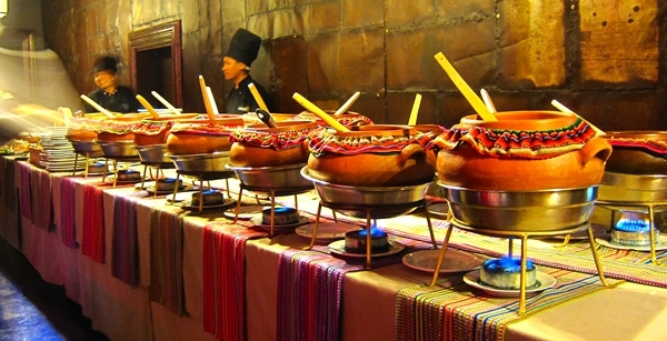 FUENTES MAGICAS DE LIMA + CENA SHOW